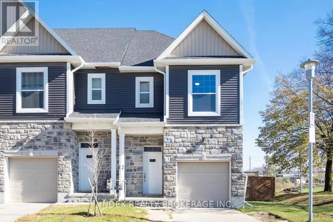 Row / Townhouse for rent: 16 - 439 Athlone Avenue S, Woodstock, Ontario N4V 0C8