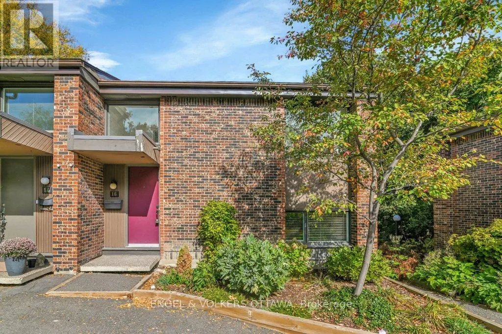 Row / Townhouse for rent: 16 - 525 Hilson Avenue, Ottawa, Ontario K1Z 6C9