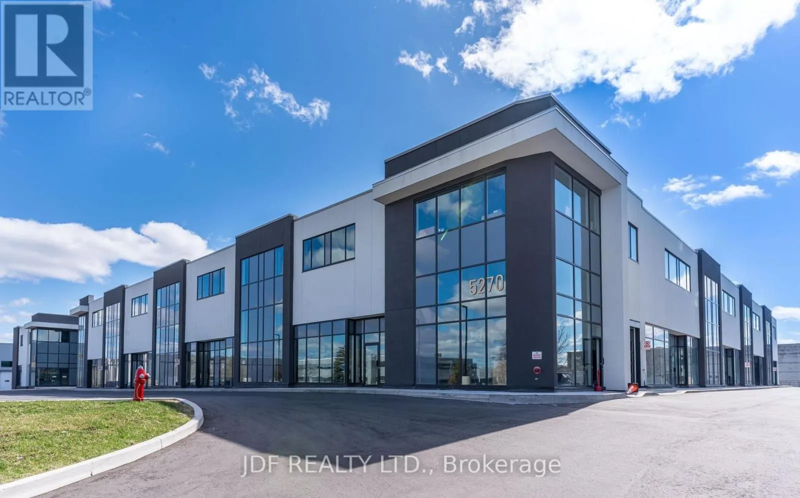 16 - 5270 Solar Drive, Mississauga, Ontario L4W 5M8