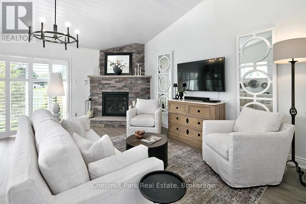 Row / Townhouse for rent: 16 - 83 Victoria Street, Meaford, Ontario N4L 1R4