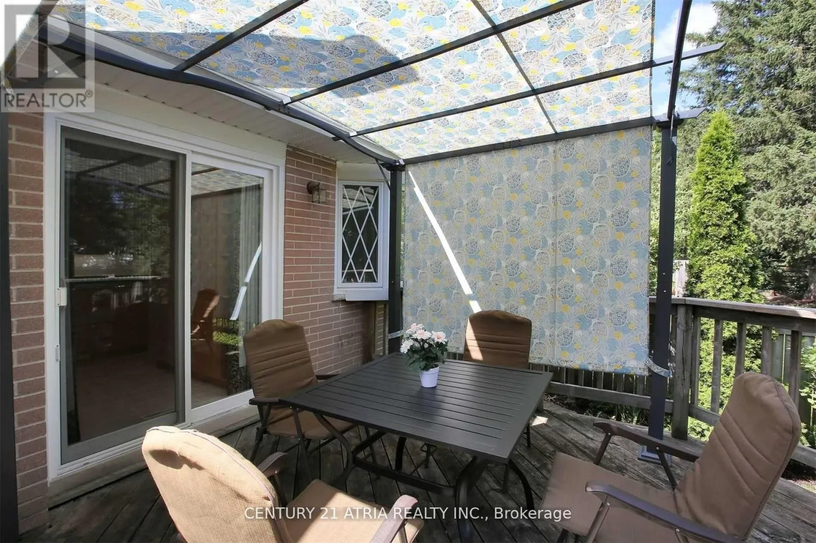 House for rent: 16 Brightbay Crescent, Markham, Ontario L3T 1C1