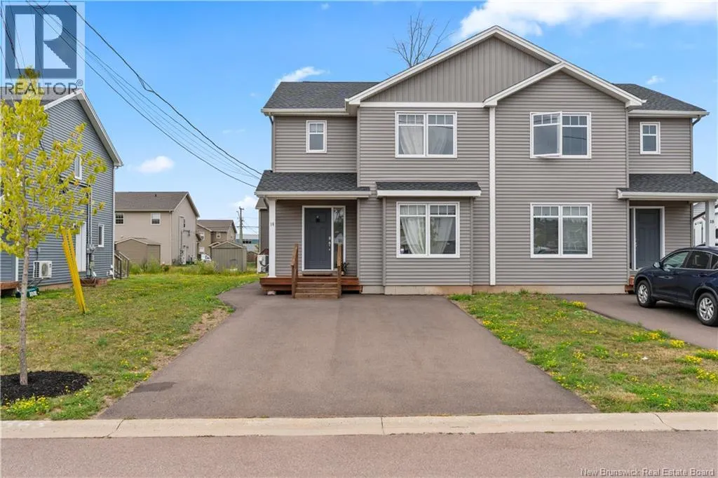 16 Brooklyn, Moncton, New Brunswick E1A 7E8