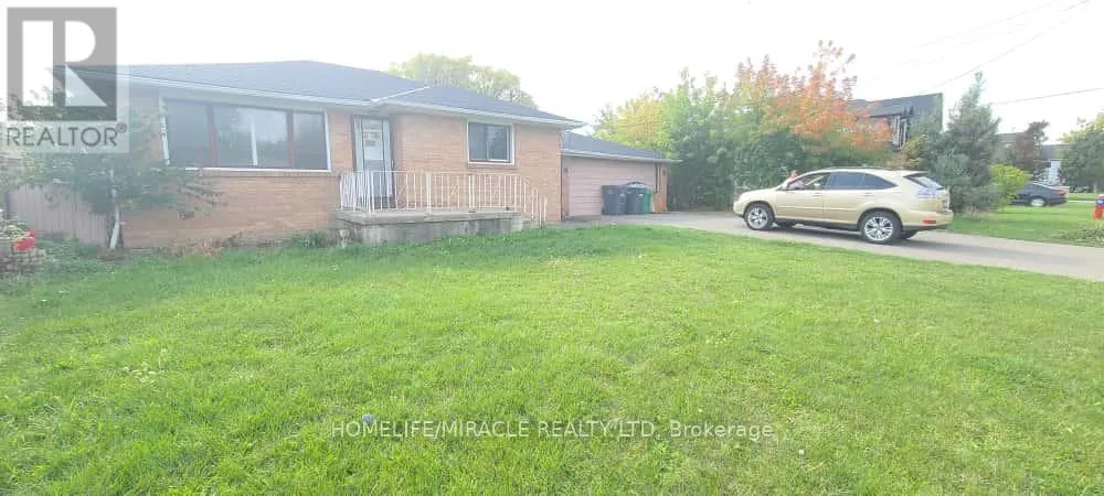 House for rent: 16 Cattrick Street, Mississauga, Ontario L4T 1H5