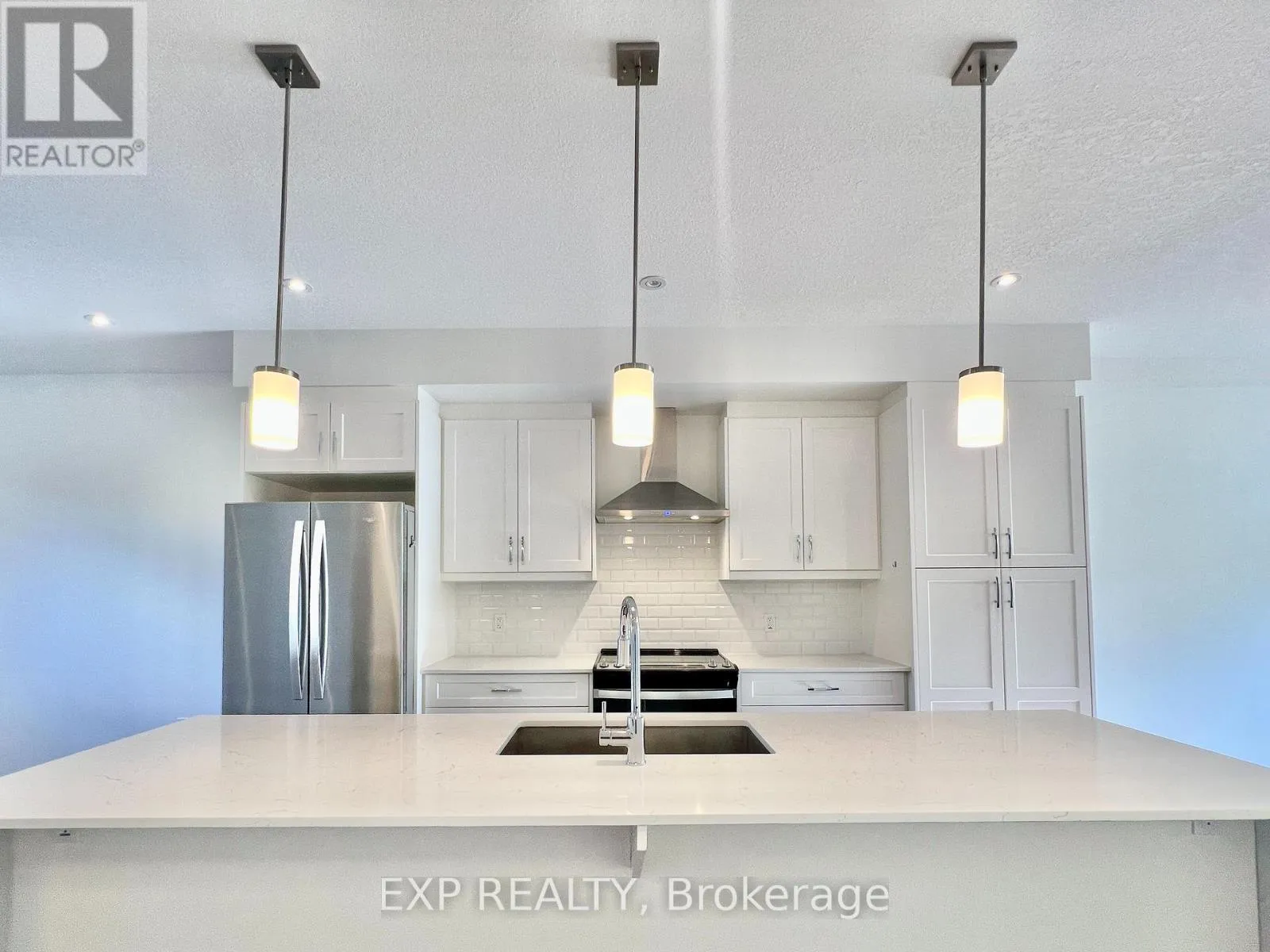 Row / Townhouse for rent: 16 Duggan Lane N, Guelph, Ontario N1L 0R2