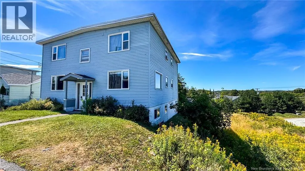 16 Fern Street, Saint John, New Brunswick E2J 2M5