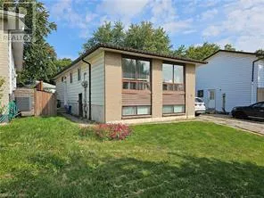 House for rent: 16 Garrow Drive, Hamilton, Ontario L9C 6G9