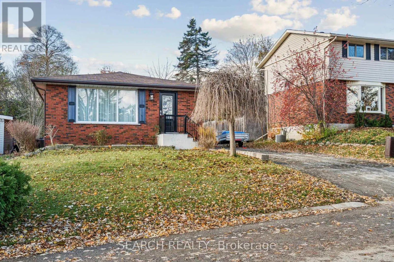 House for rent: 16 Green Meadow Way, Hamilton, Ontario L9H 3Z3