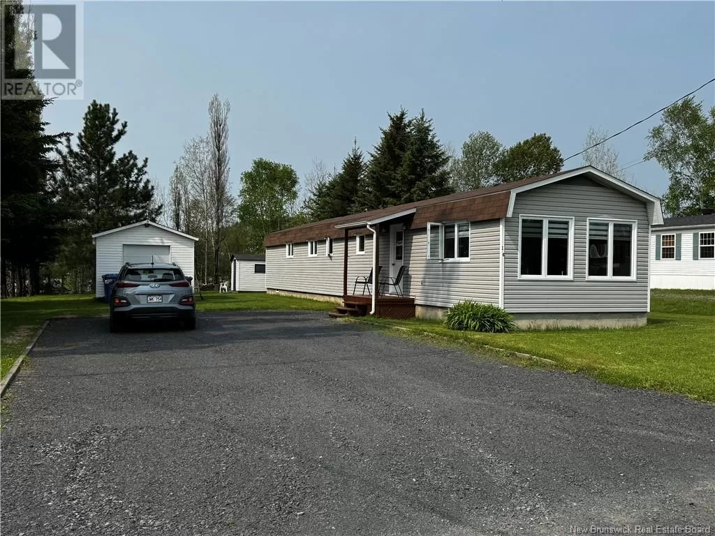 House for rent: 16 Le Paradis Street, Saint-Jacques, New Brunswick E7B 1T5