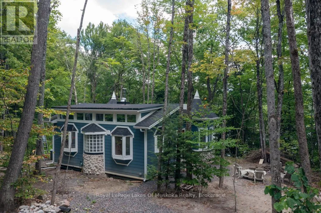 House for rent: 16 Long And Winding Road, Seguin, Ontario P2A 2W8