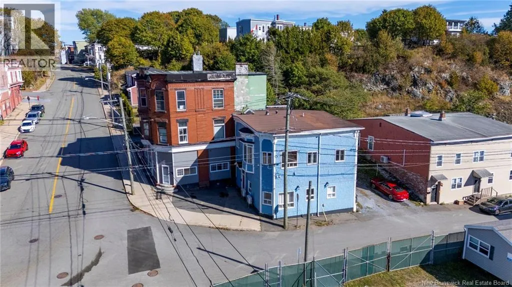 Triplex for rent: 16 Main Street, Saint John, New Brunswick E2K 1H1