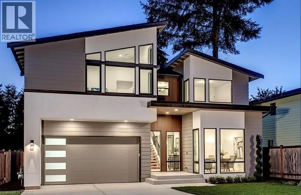 16 Mcdougall Road, Waterloo, Ontario N2L 2W5