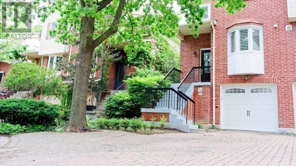 House for rent: 16 Normandy Place, Oakville, Ontario L6K 1S1