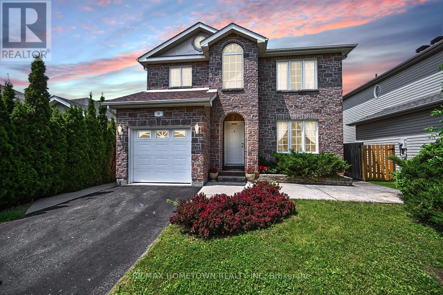 House for rent: 16 Regency Place, Brockville, Ontario K6V 7M5