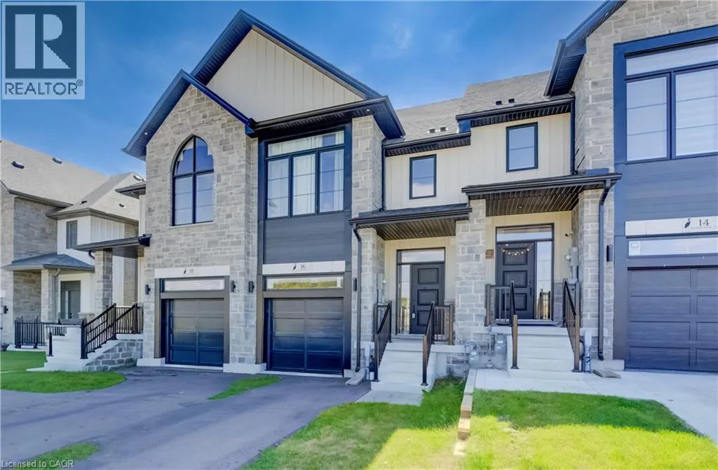 Row / Townhouse for rent: 16 Sandstone Street, Cambridge, Ontario N1S 4Y4