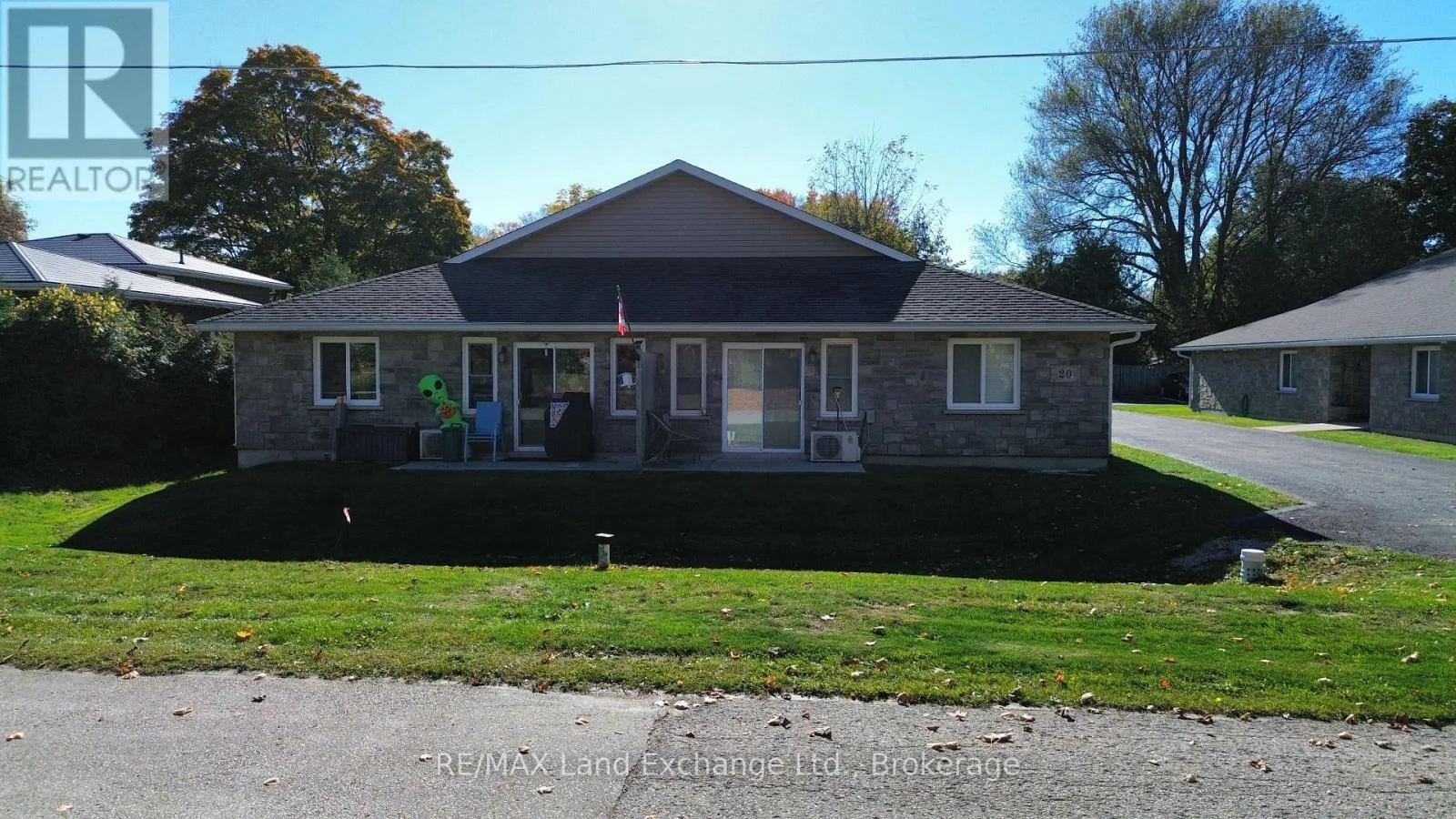 16 Stanley Street, Kincardine, Ontario N0G 2T0