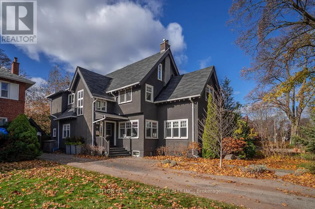 House for rent: 16 Stibbard Avenue, Toronto, Ontario M4P 2C1