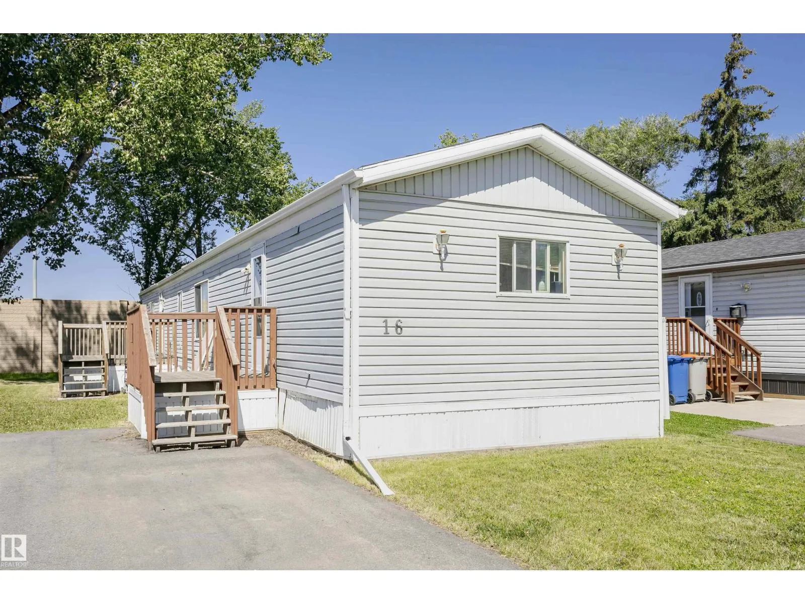 Mobile Home for rent: 16 Willow Park Estates, Leduc, Alberta T9E 5P8