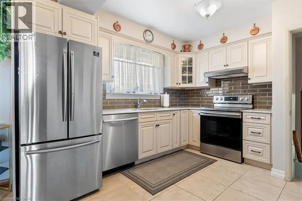 House for rent: 160 Elgin Street, Thorold, Ontario L2V 3C2