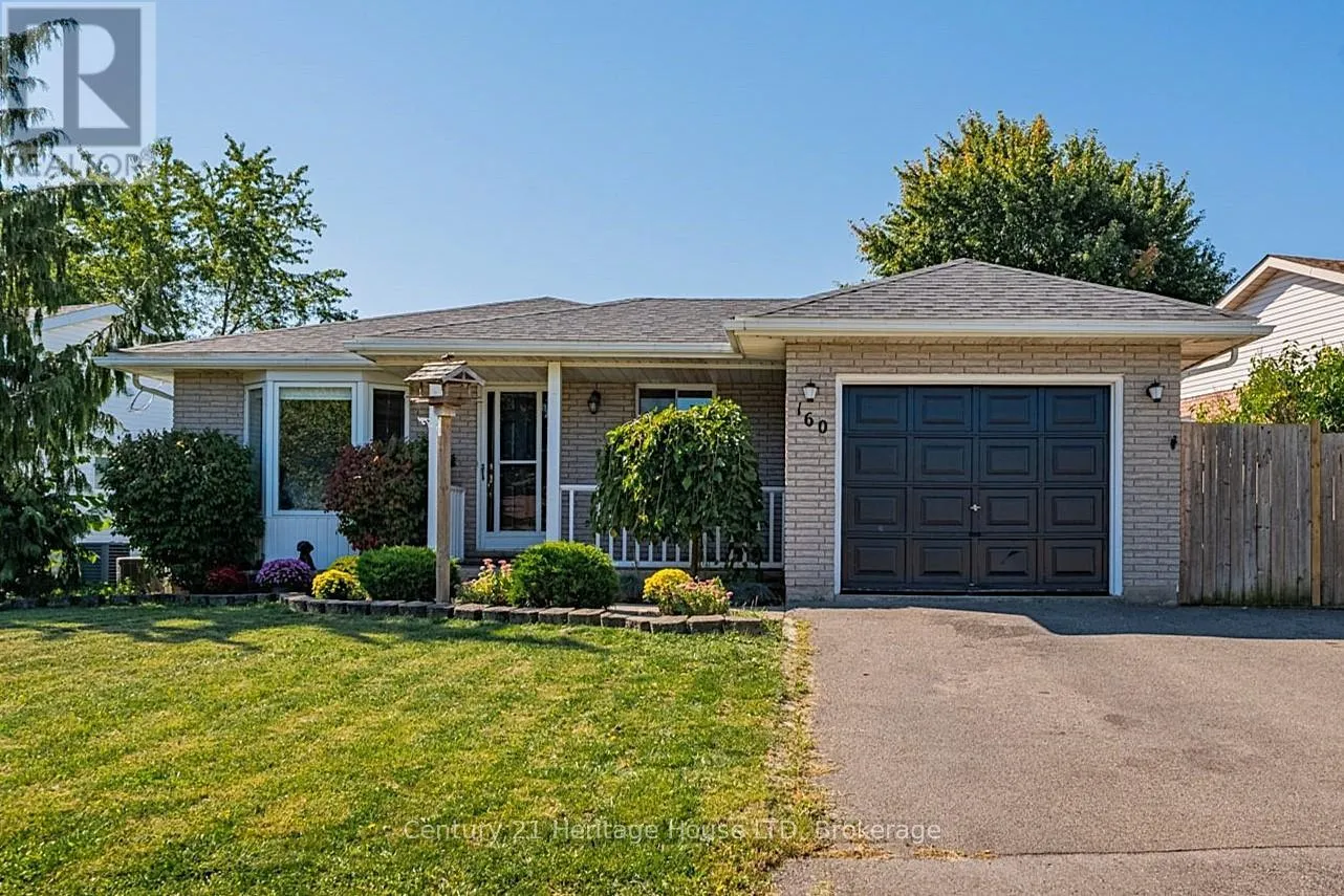 House for rent: 160 Northwood Drive, Welland, Ontario L3C 6V9