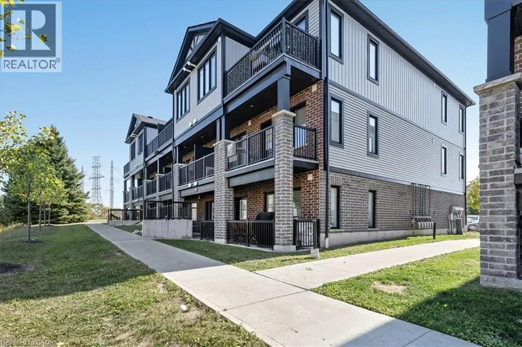 Row / Townhouse for rent: 160 Rochefort Street Unit# D11, Kitchener, Ontario N2R 0L3
