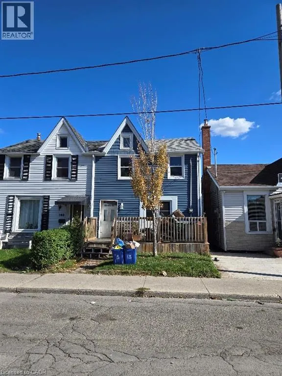 House for rent: 160 Sanford Avenue N, Hamilton, Ontario L8L 5Z7