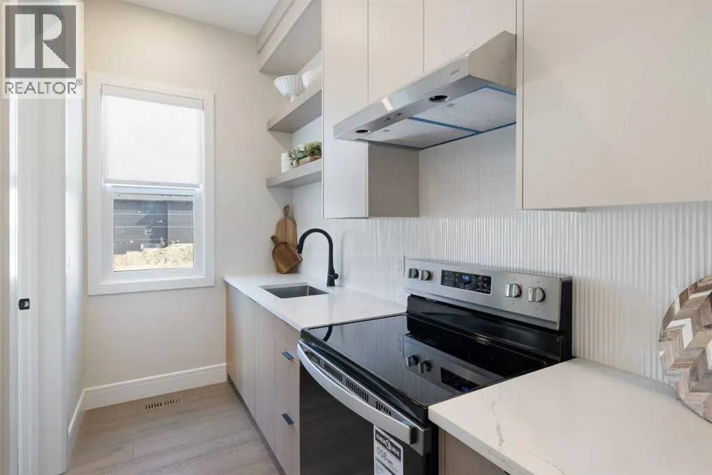 House for rent: 160 Vantage Drive, Cochrane, Alberta T4C 3G3