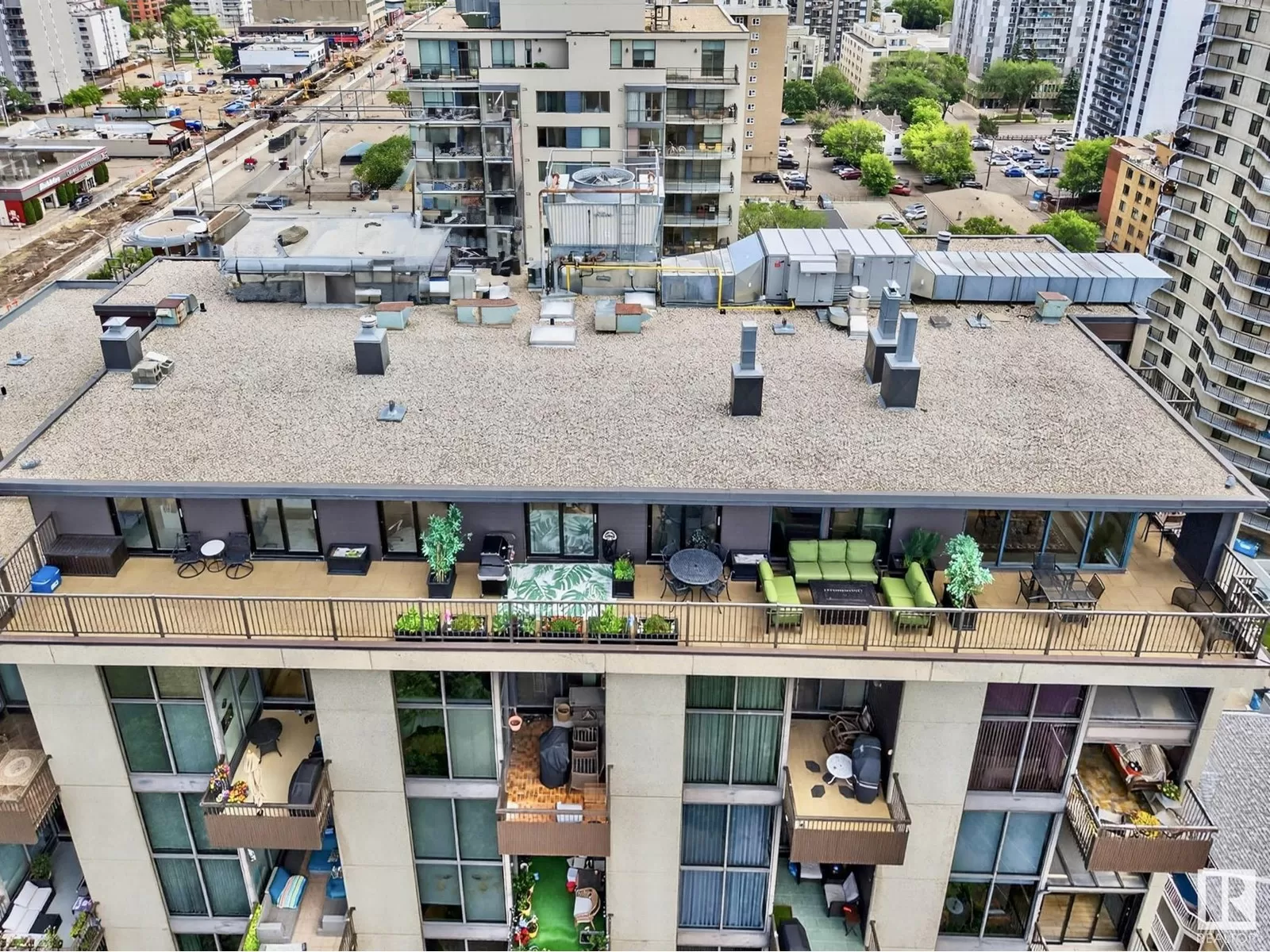 Apartment for rent: #1601 10045 118 St Nw, Edmonton, Alberta T5K 2K2