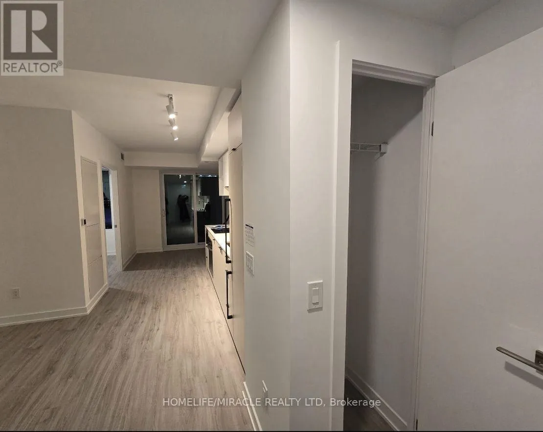 Apartment for rent: 1601 - 252 Church Street, Toronto, Ontario M5B 0E6