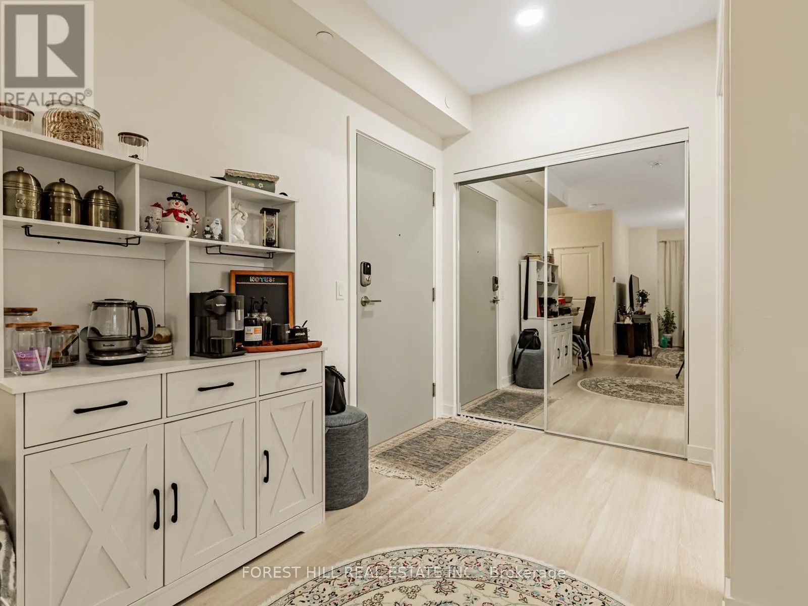 Apartment for rent: 1601 - 30 Upper Mall Way, Vaughan, Ontario L4J 0L7