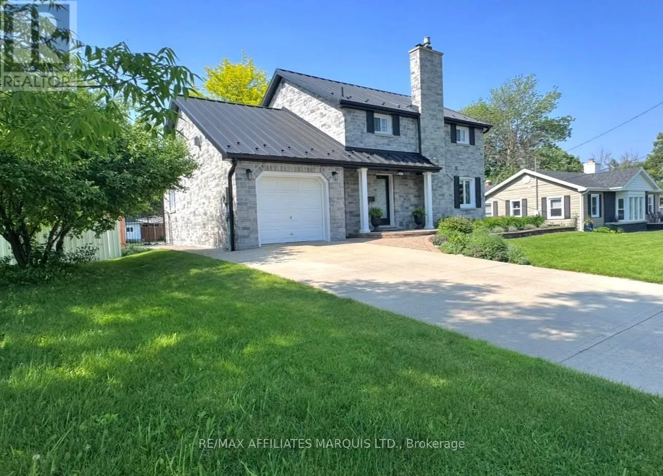 House for rent: 1601 Peter Street, Cornwall, Ontario K6J 1W7