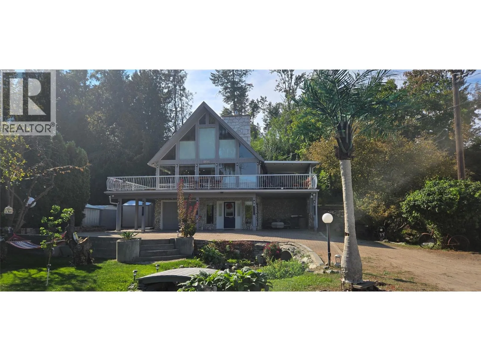 House for rent: 1602 85th Street, Osoyoos, British Columbia V0H 1V1