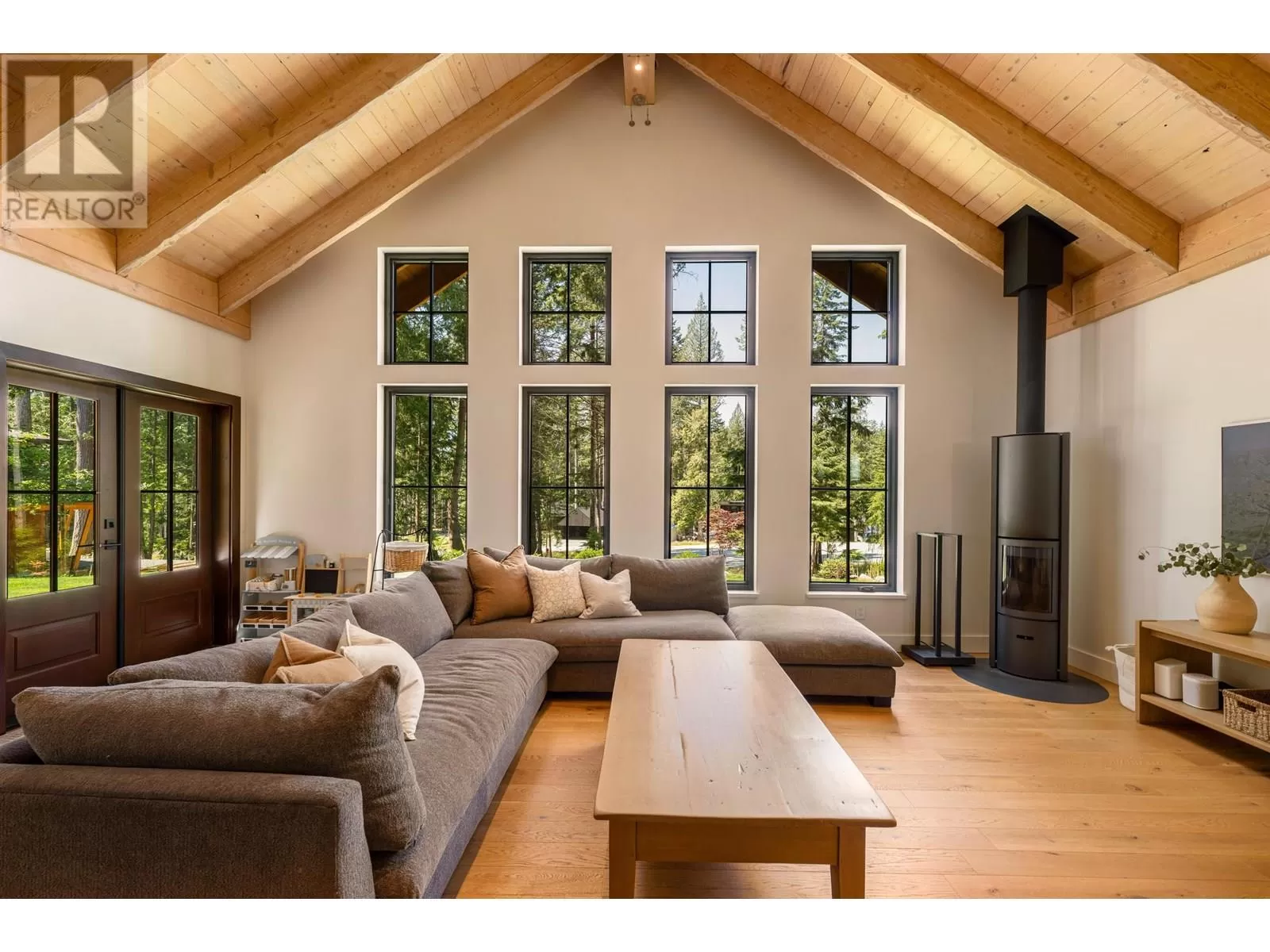 House for rent: 1605 Joan Audrey Lane, Bowen Island, British Columbia V0N 1G2