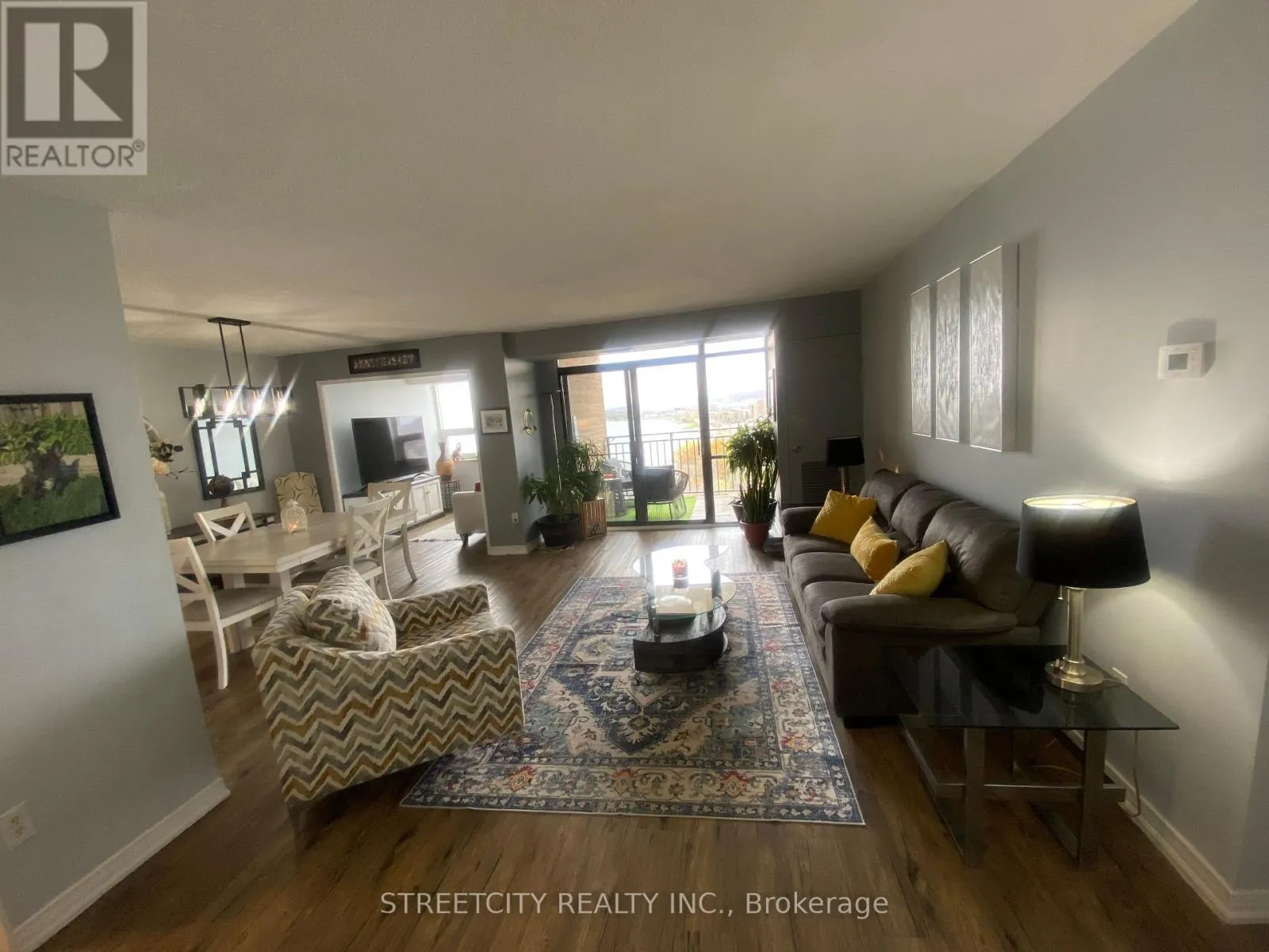 1607 - 500 Green Road, Hamilton, Ontario L8E 3M6