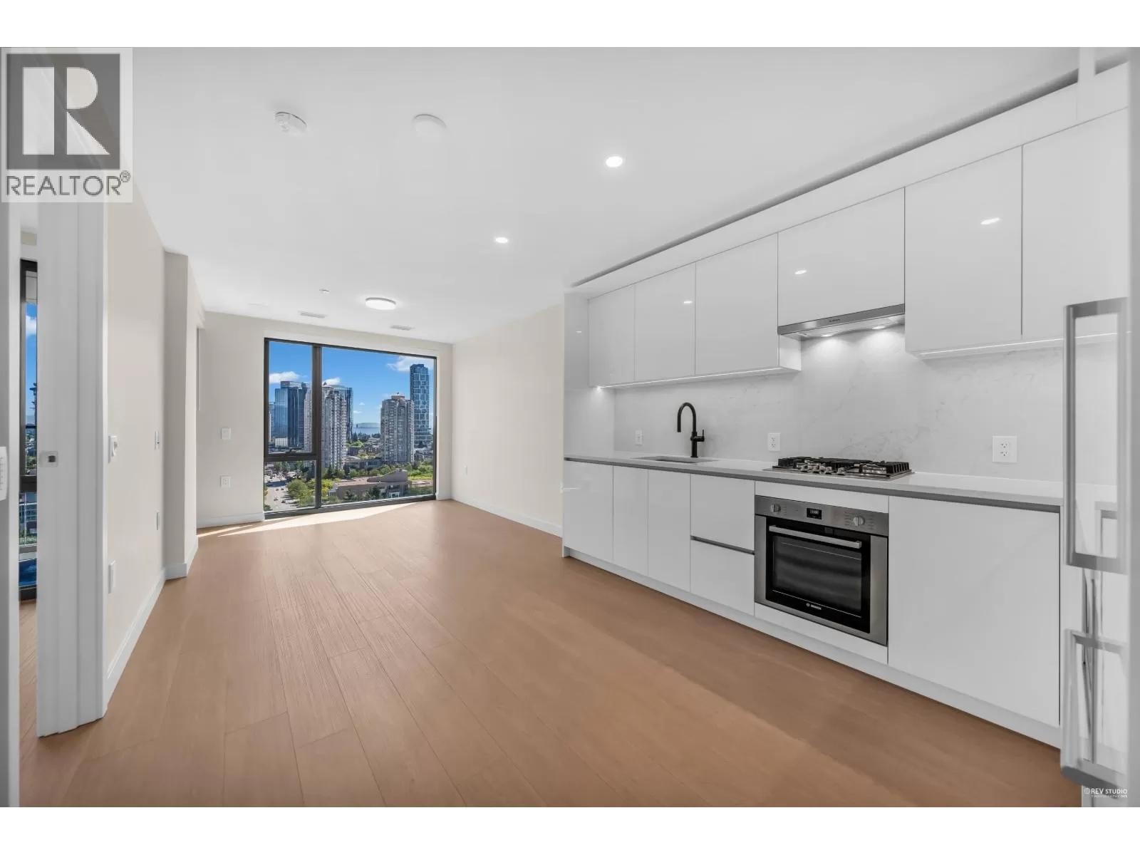 Apartment for rent: 1607 5987 Wilson Avenue, Burnaby, British Columbia V5H 0L7