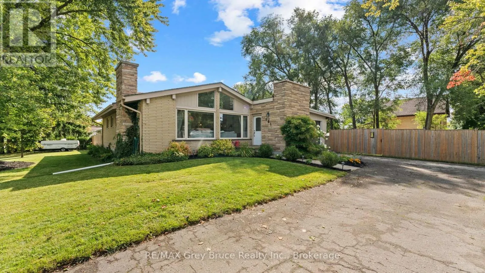 House for rent: 161 1st Avenue N, Arran-Elderslie, Ontario N0H 2N0