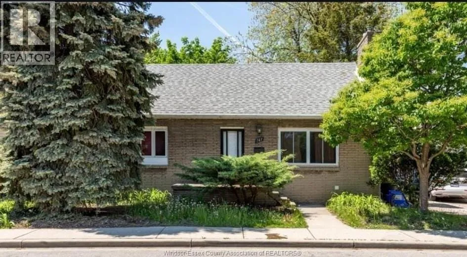 House for rent: 161 Rankin Avenue, Windsor, Ontario N9B 2R4