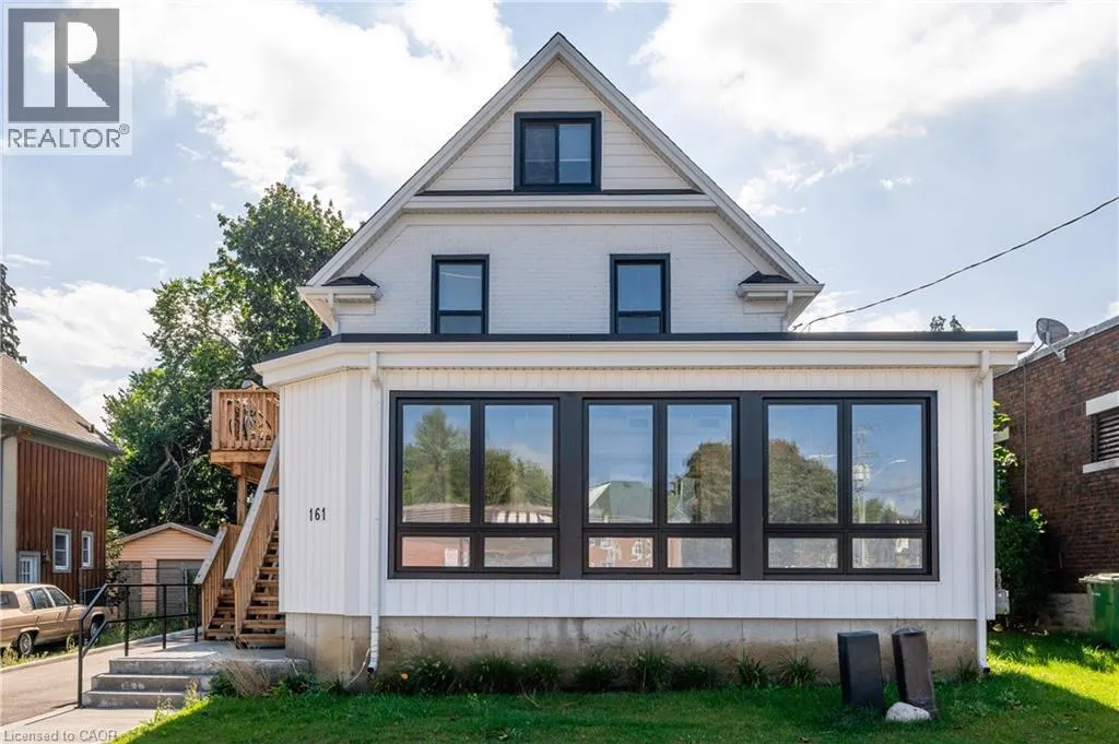 161 Victoria Street S, Kitchener, Ontario N2G 2B7