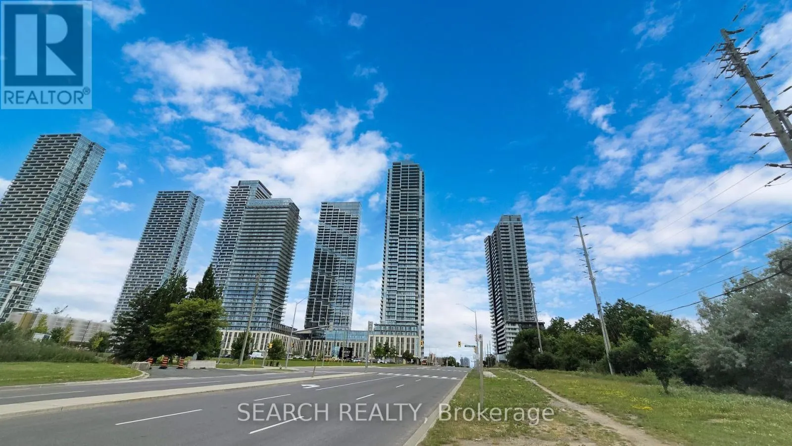 Apartment for rent: 1611 - 7890 Jane Street, Vaughan, Ontario L4K 0K9