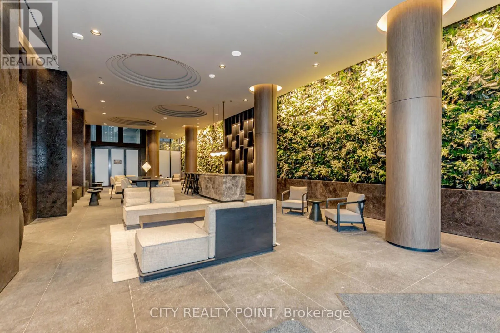 Apartment for rent: 1612 - 120 Broadway Avenue, Toronto, Ontario M4P 0E9