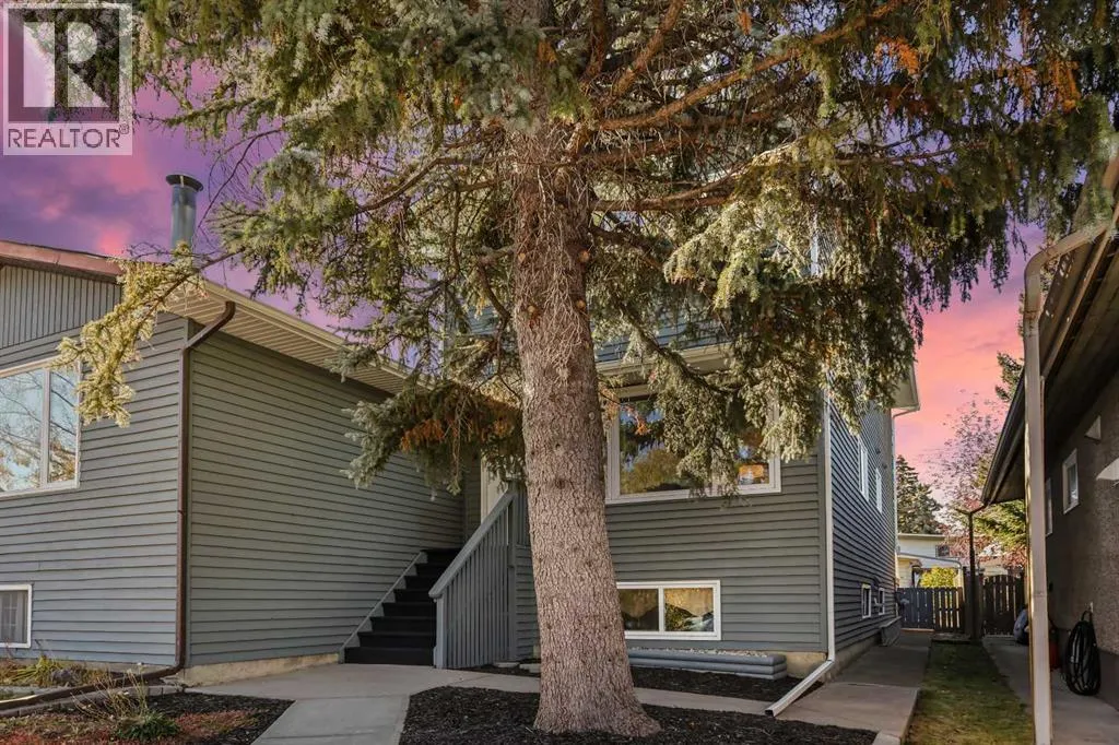 Duplex for rent: 1613 43 Street Sw, Calgary, Alberta T3C 2A5