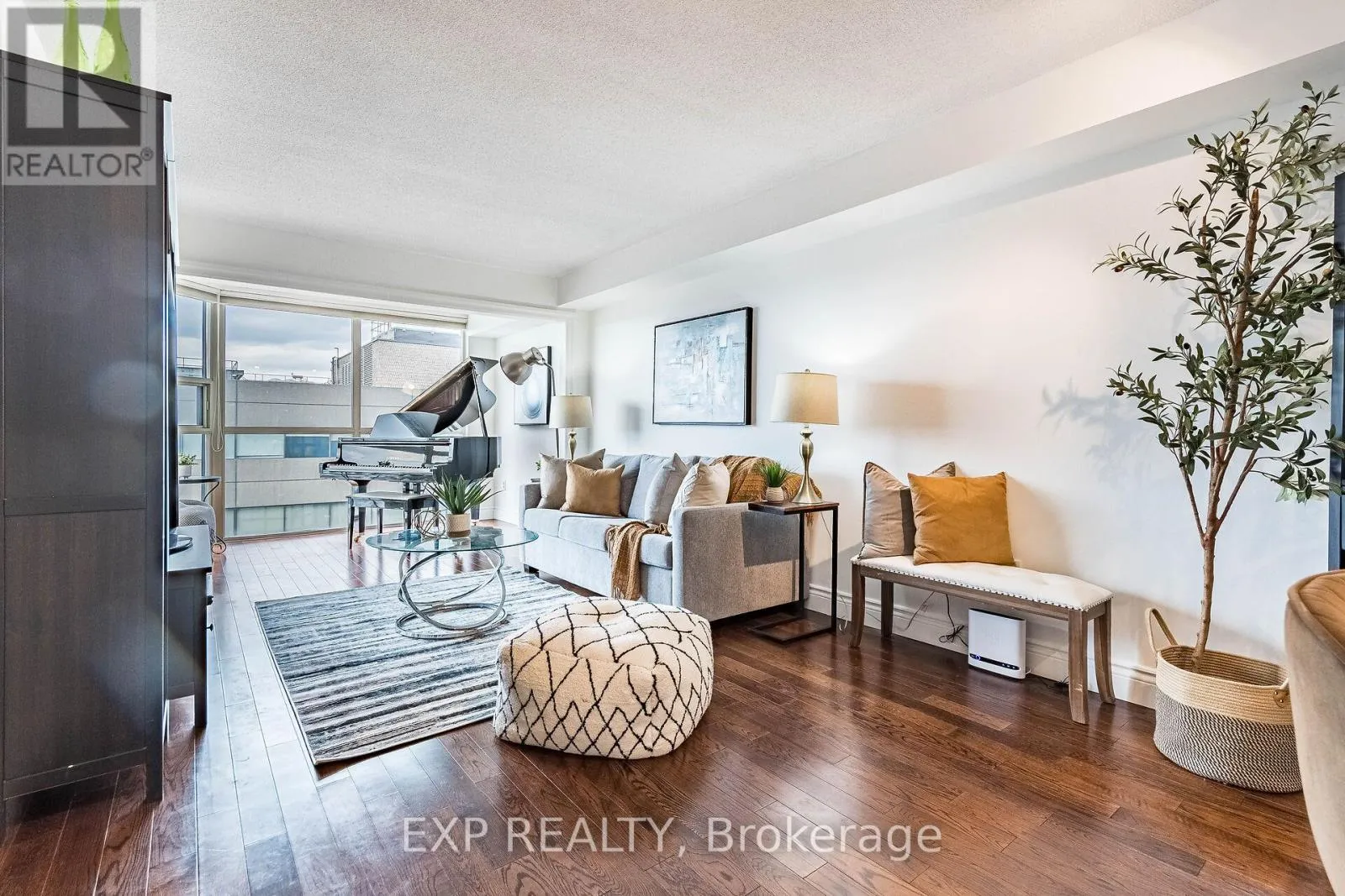 Apartment for rent: 1614 - 705 King Street W, Toronto, Ontario M5V 2W8