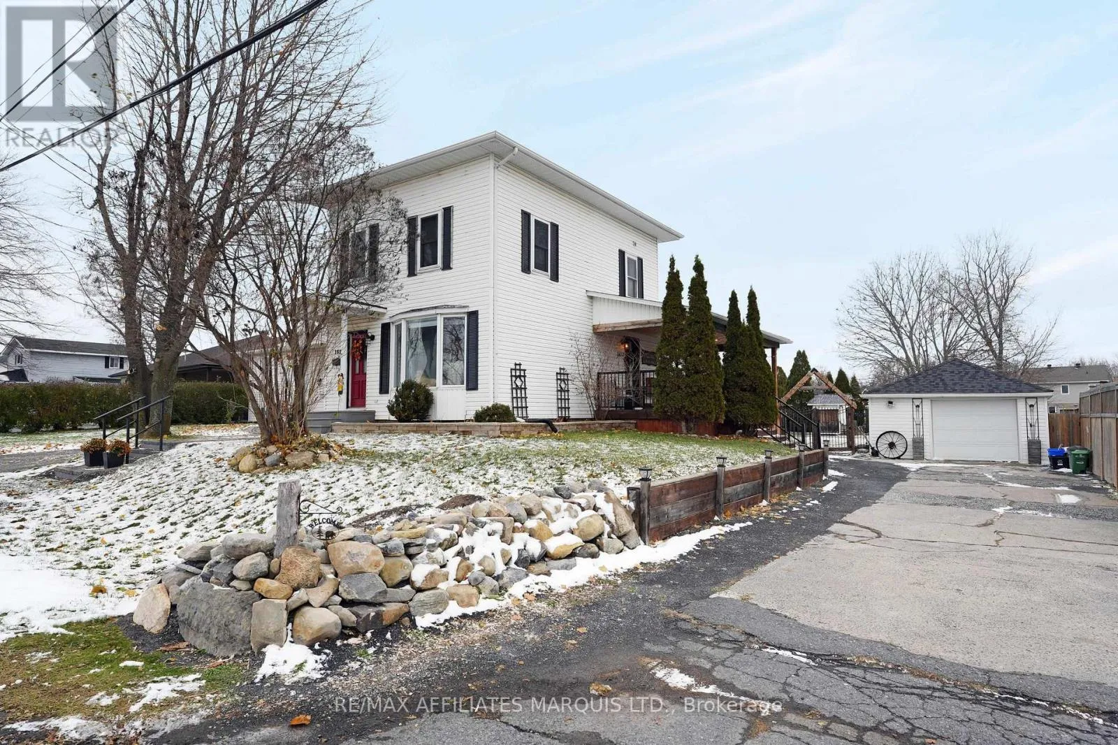 House for rent: 1617 Old Mcconnell Avenue, Cornwall, Ontario K6H 7G8