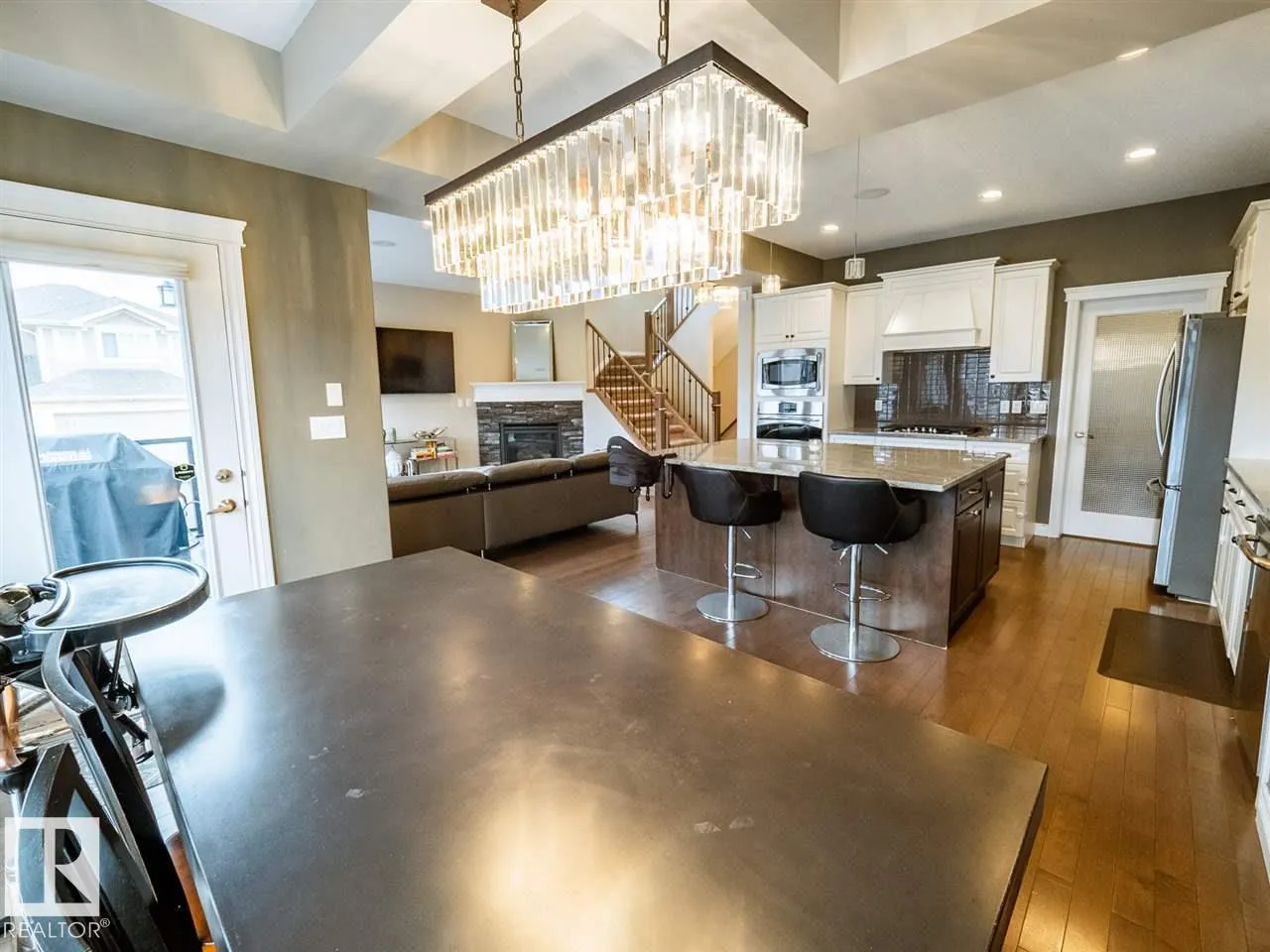 House for rent: 1618 Wates Cl Sw, Edmonton, Alberta T6W 0X5