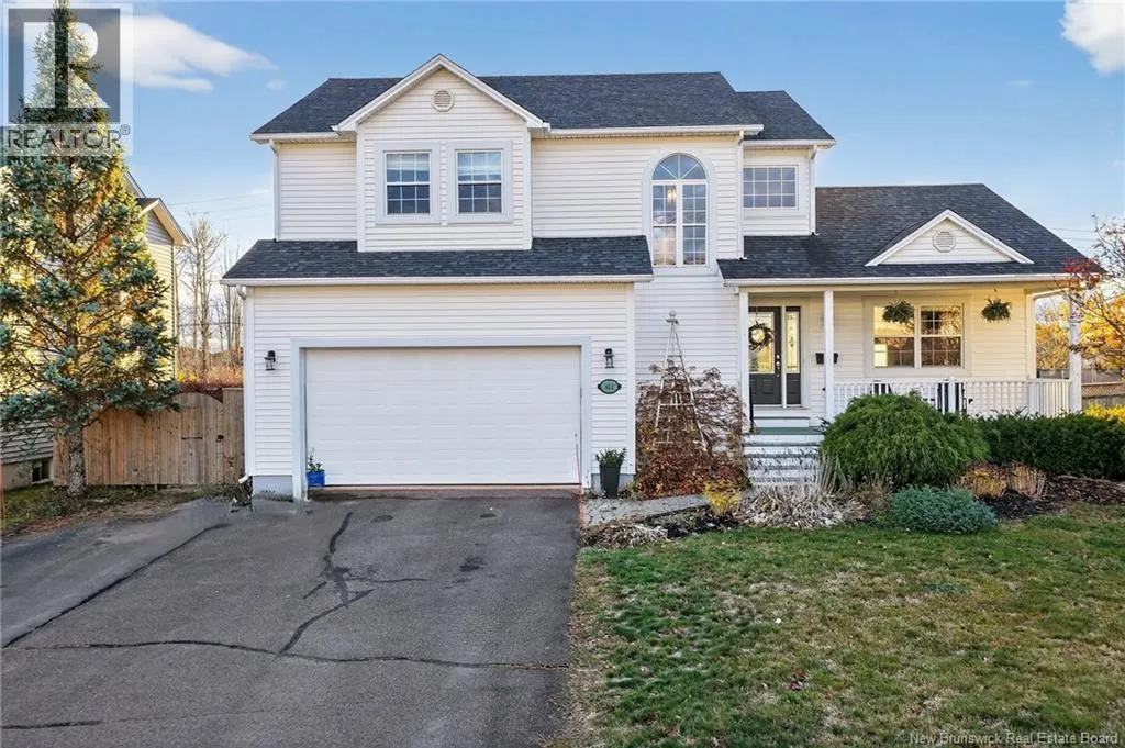 162 Twin Oaks Dr, Moncton, New Brunswick E1G 4W4
