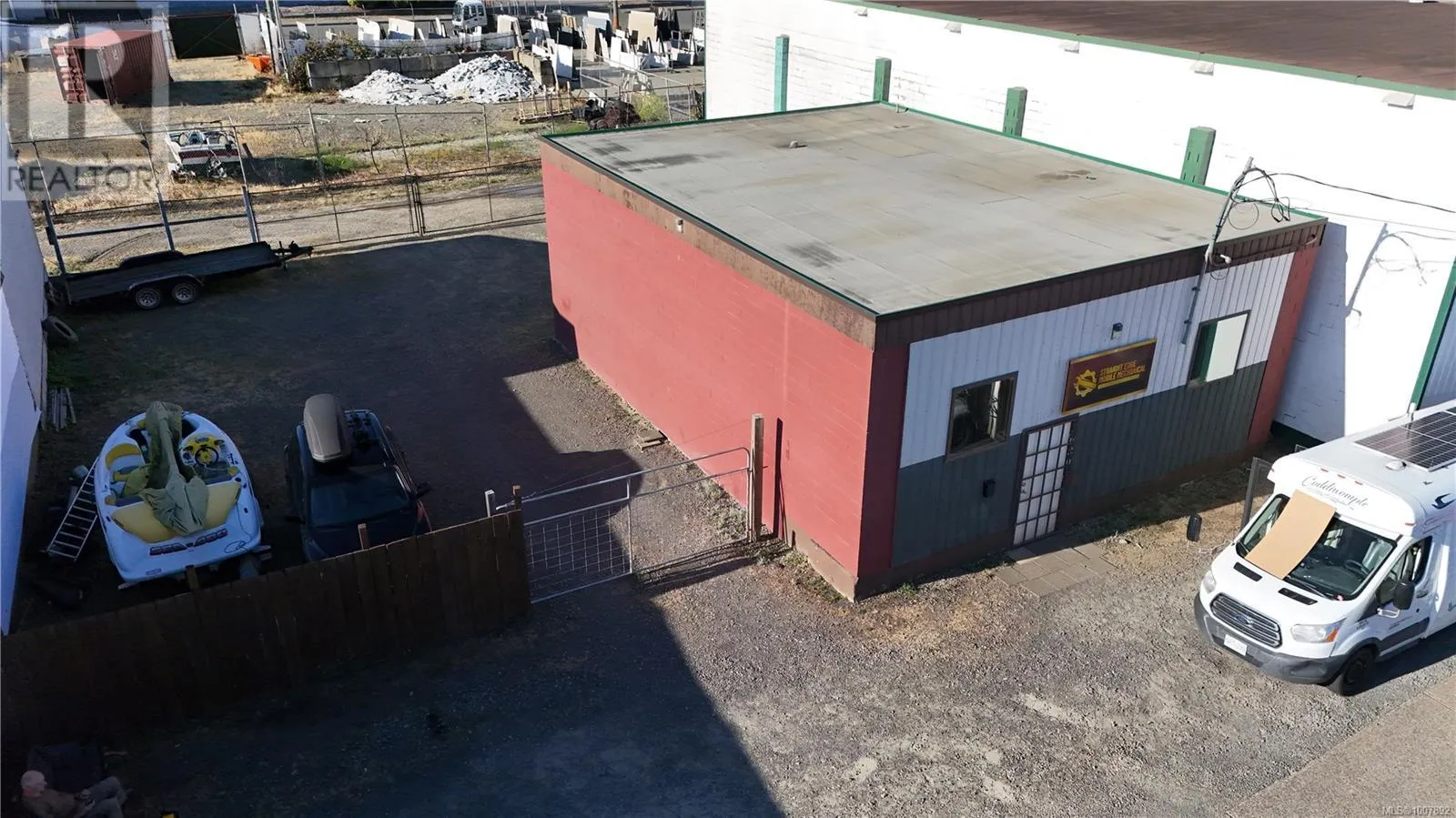 1620 14th Ave, Campbell River, British Columbia V9W 4H5