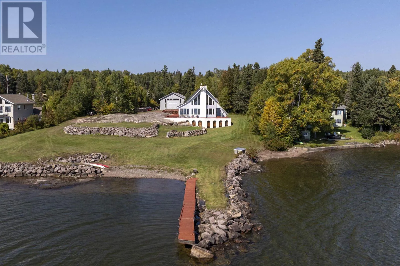 1623 Coral Bay Dr, SHUNIAH, Ontario P7A 0G4