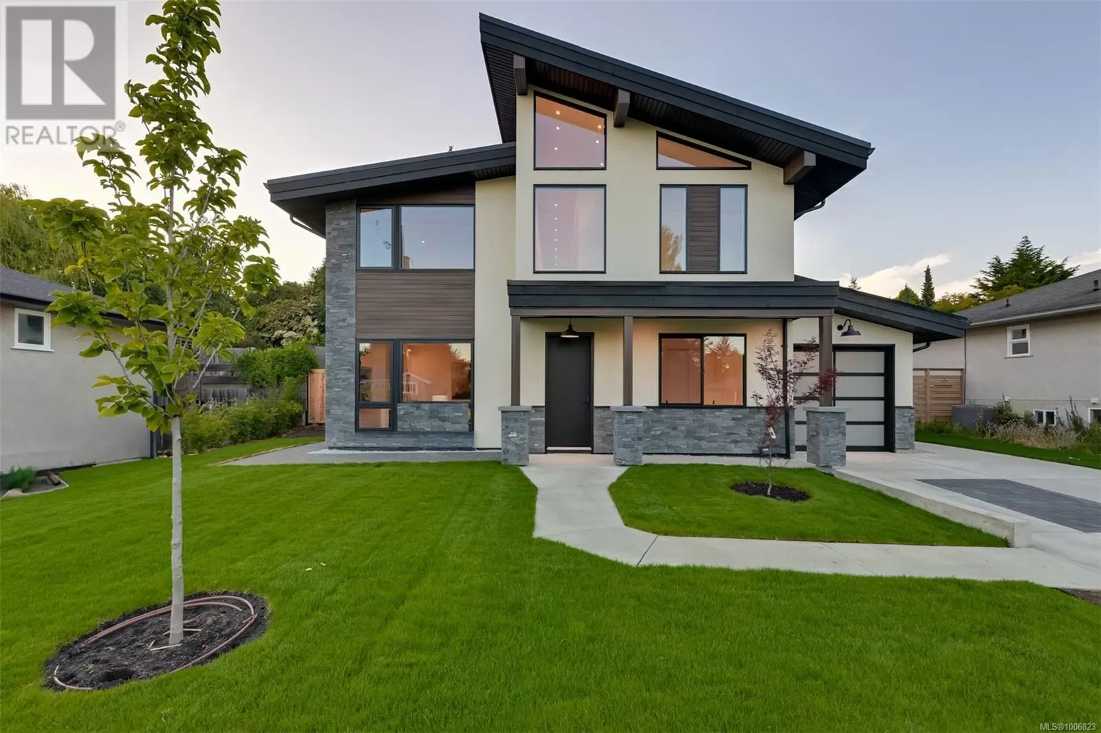 House for rent: 1624 Warren Gdns, Victoria, British Columbia V8S 1T1