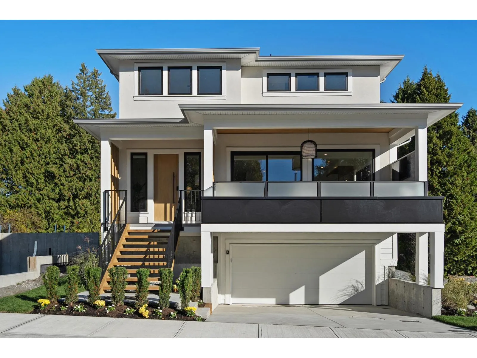 House for rent: 16243 10 Avenue, Surrey, British Columbia V4A 1A9