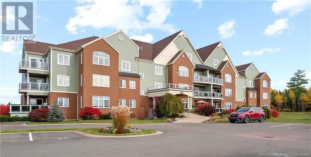 163 Royal Oaks Boulevard Unit# 201, Moncton, New Brunswick E1H 2C7