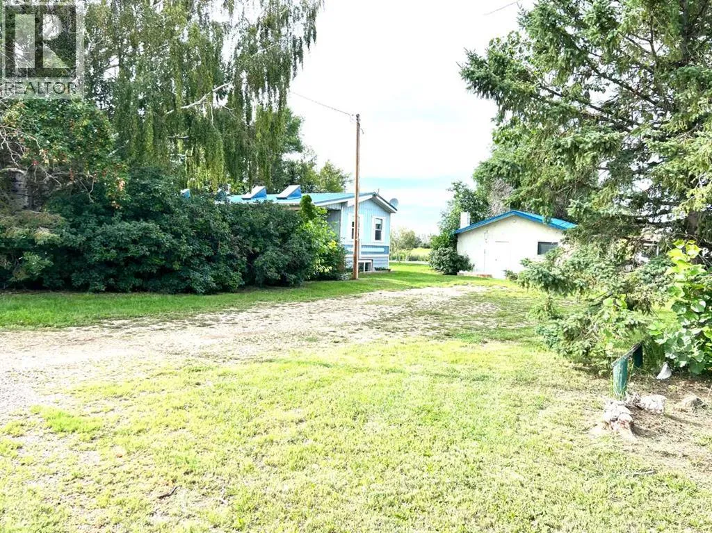 Manufactured Home for rent: 163078 Twp Rd 232, Gem, Alberta T0J 1M0